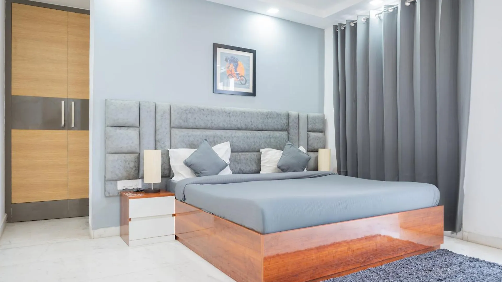 Housr 3 Bhk Apartment Sector 45 グルガウン 0*,
