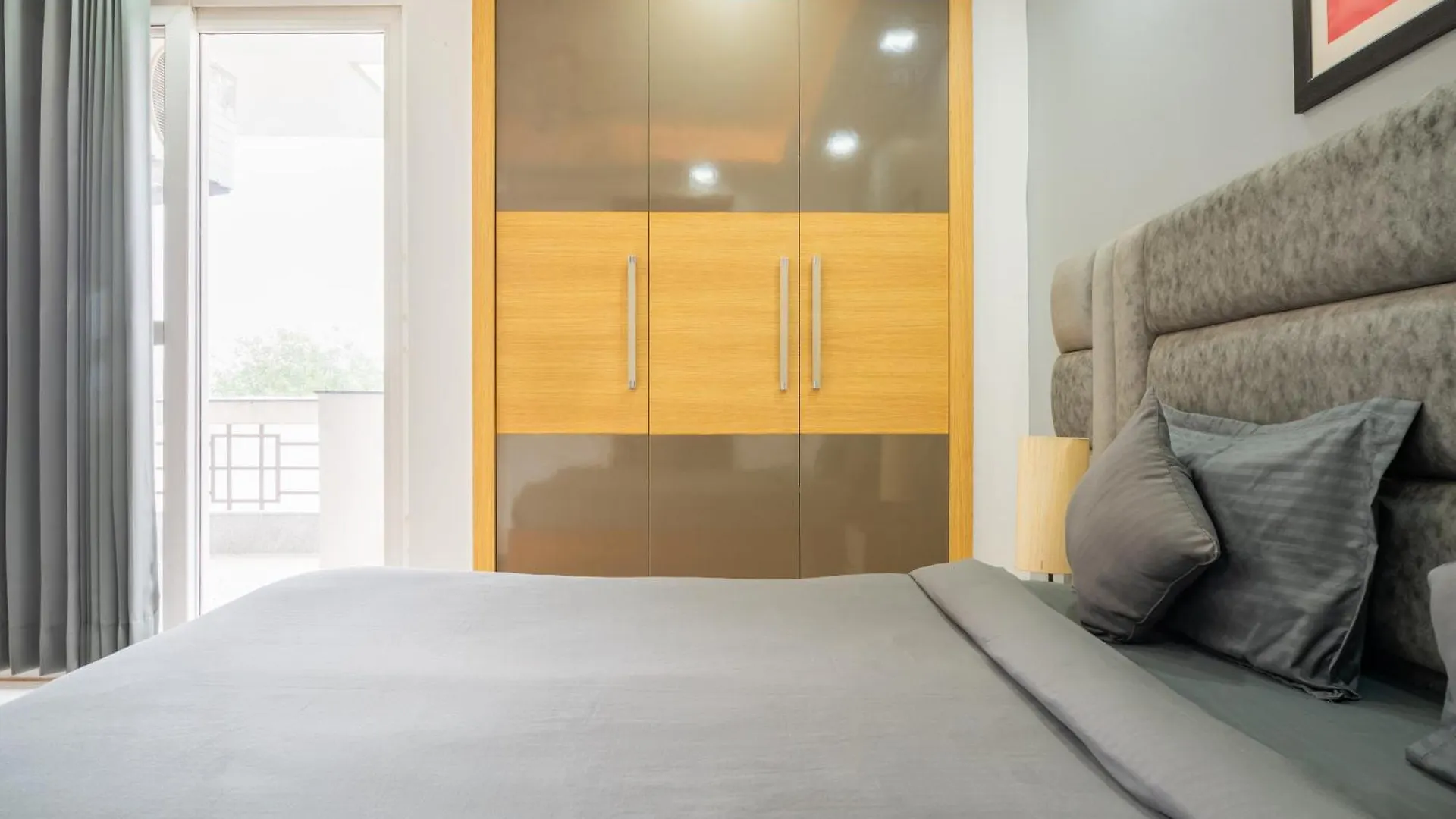 Housr 3 Bhk Apartment Sector 45 グルガウン 0*,  インド
